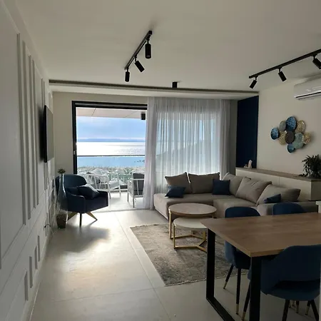“inblue” With Private Pool